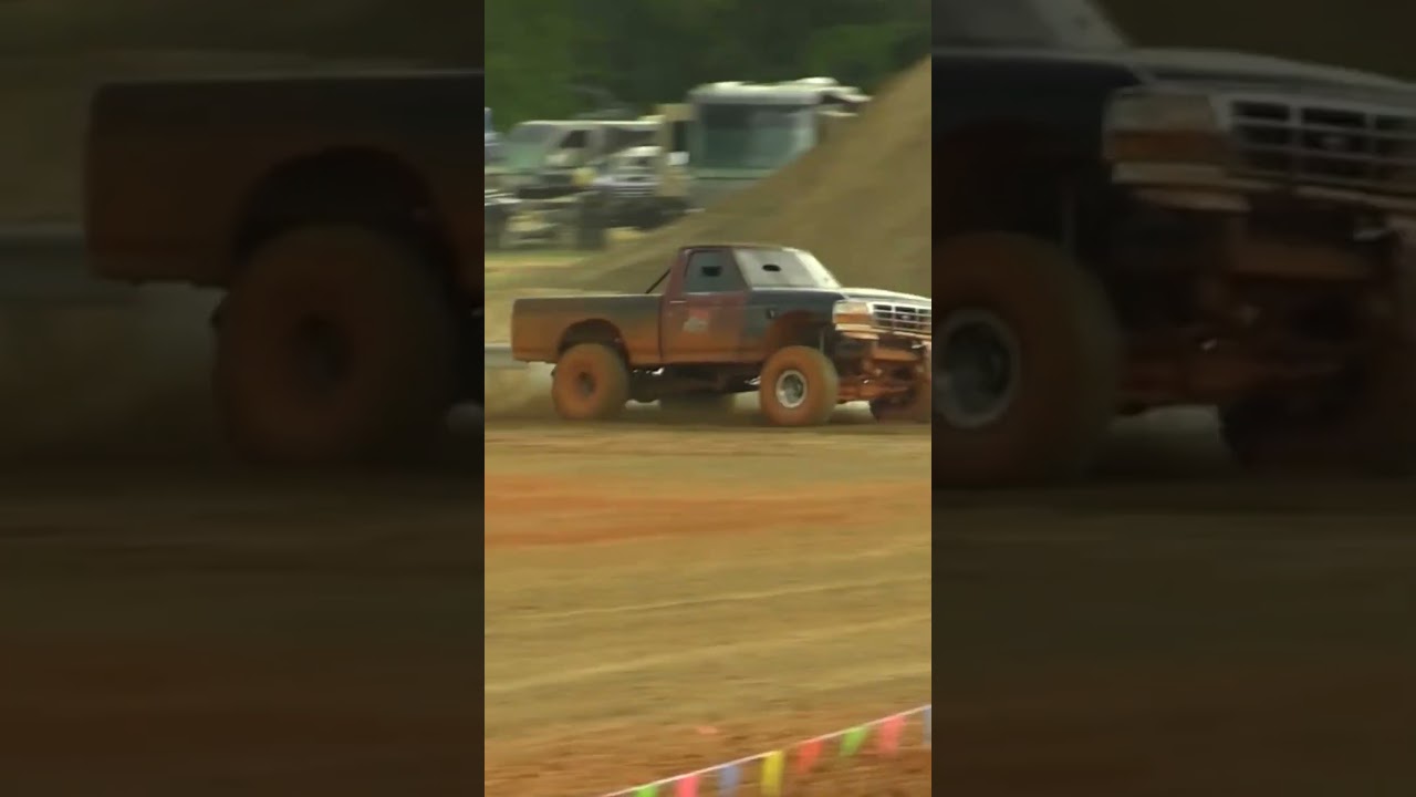 Ford Mud Truck gets wrecked at Thunder Alley! 