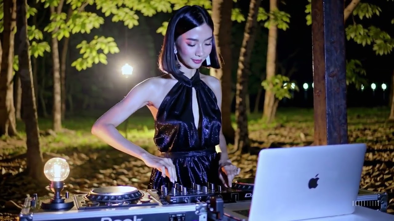 รวมเพลง Thai Groove Pop ที่ผสมกลิ่นอาย R&B / Lo-fi / City Pop ให้อารมณ์ละมุน ๆ V2