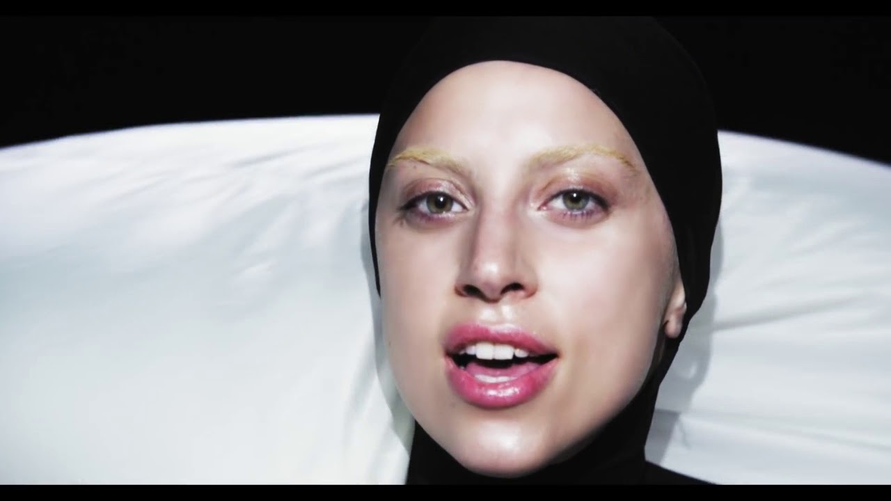 Britney VS Gaga