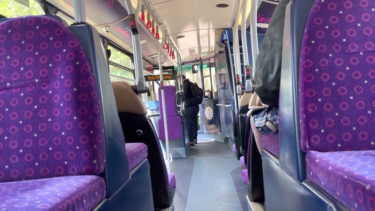 BF12KXM | Volvo B9TL/Wright Gemini 2 | Brighton & Hove 437