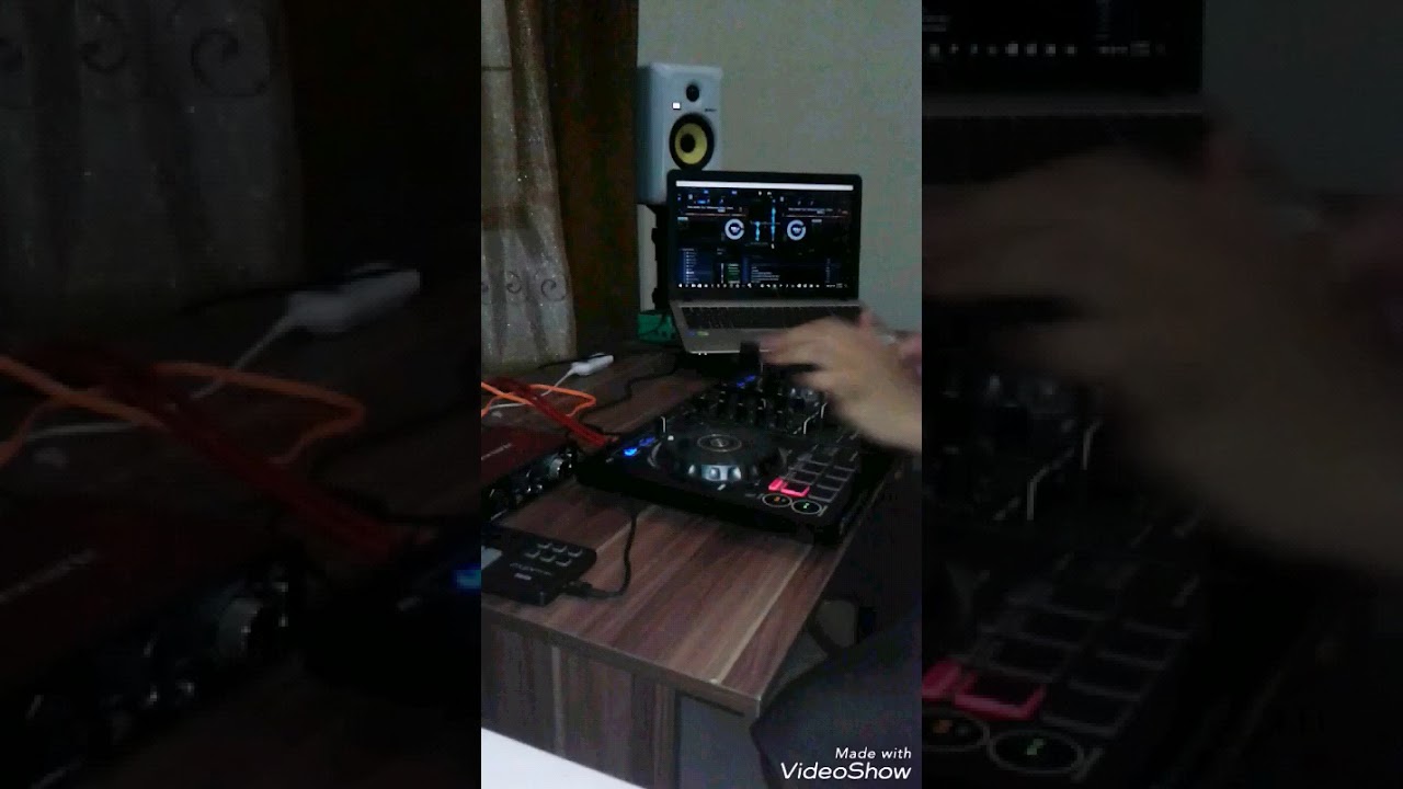 Pioneer DDJ RB test scratch - DJ DoneKing HeadBanger