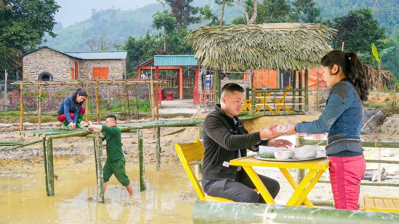 Make Bamboo Bridge On Fish Pond, Daily Life Take Care Of The Farm. Cương Ng&acirc;n - Live with nature