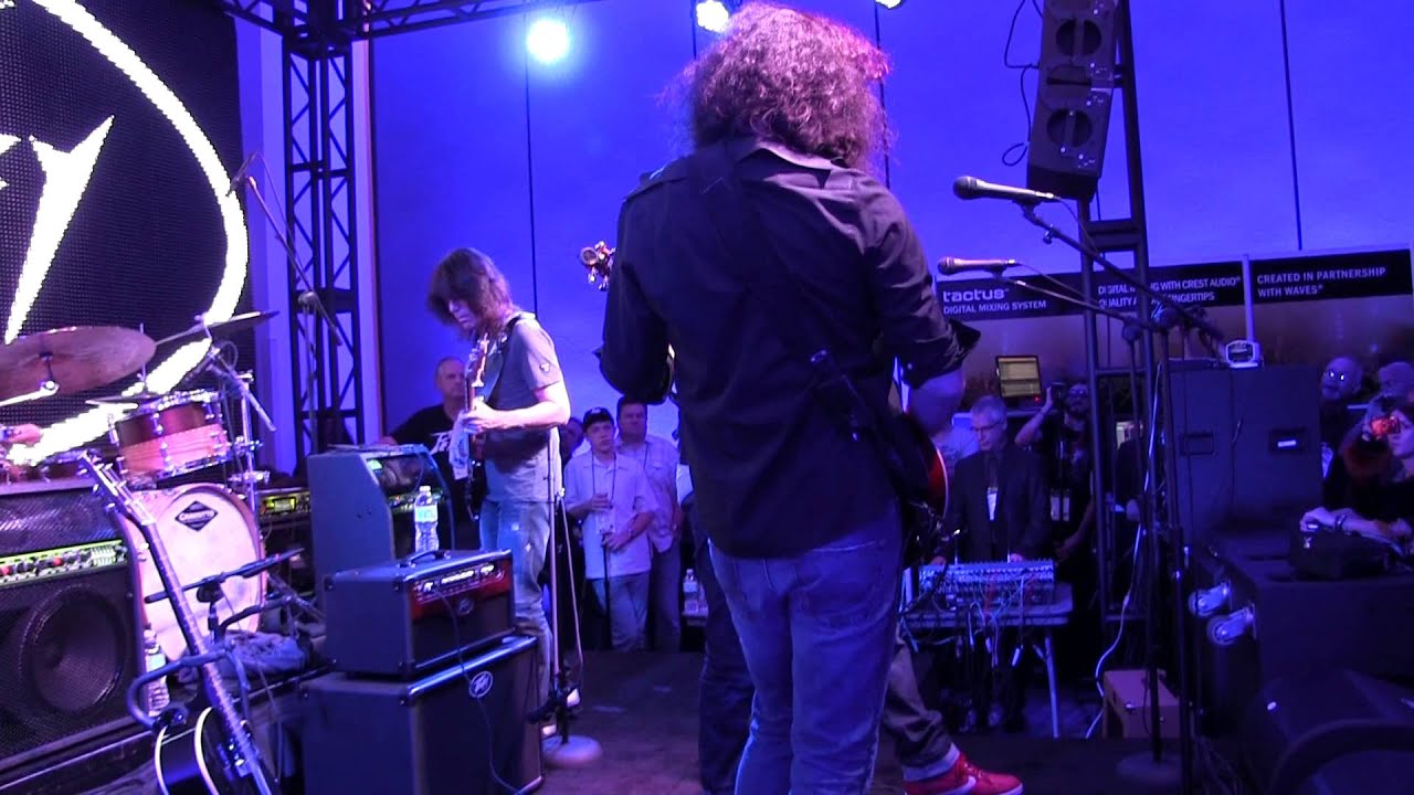 Alex Skolnick, Rudy Sarzo, and Robert Randolph jam @ Peavey NAMM 2014