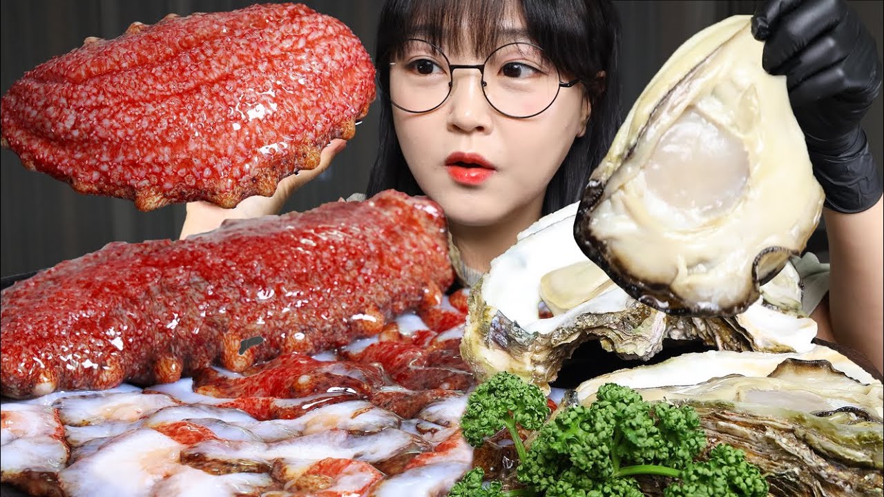 Гигантские морепродукты😋трепанг и устрицы | Mukbang ASMR