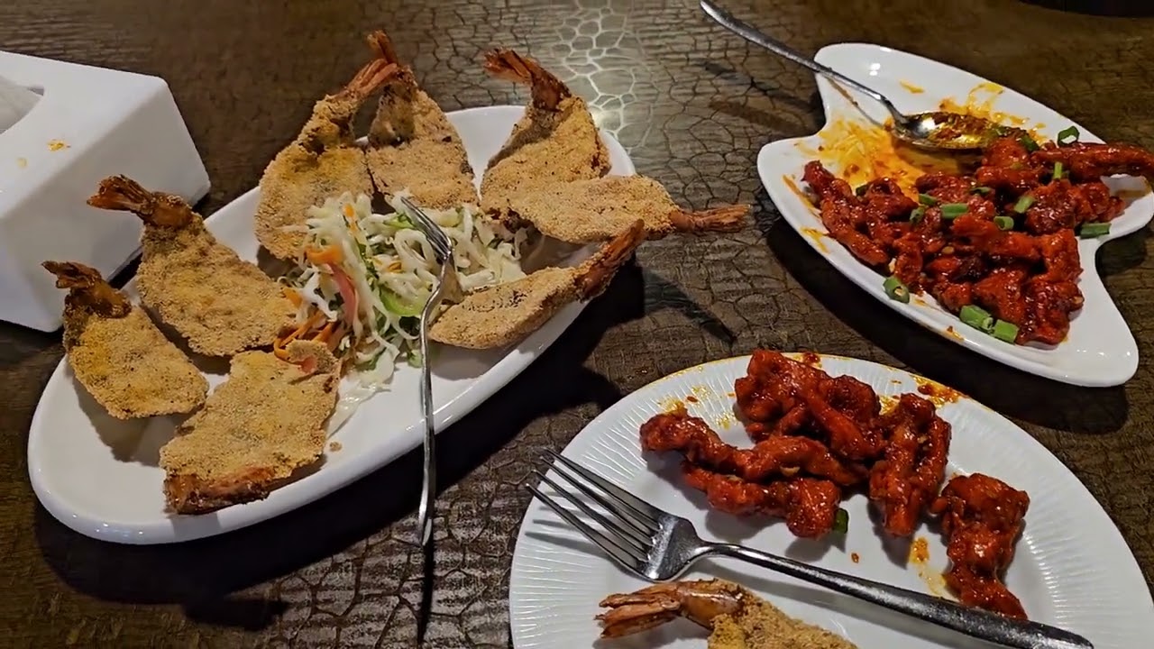 Delicious food at a very spacious family restaurant at Hotel casino Porvorim