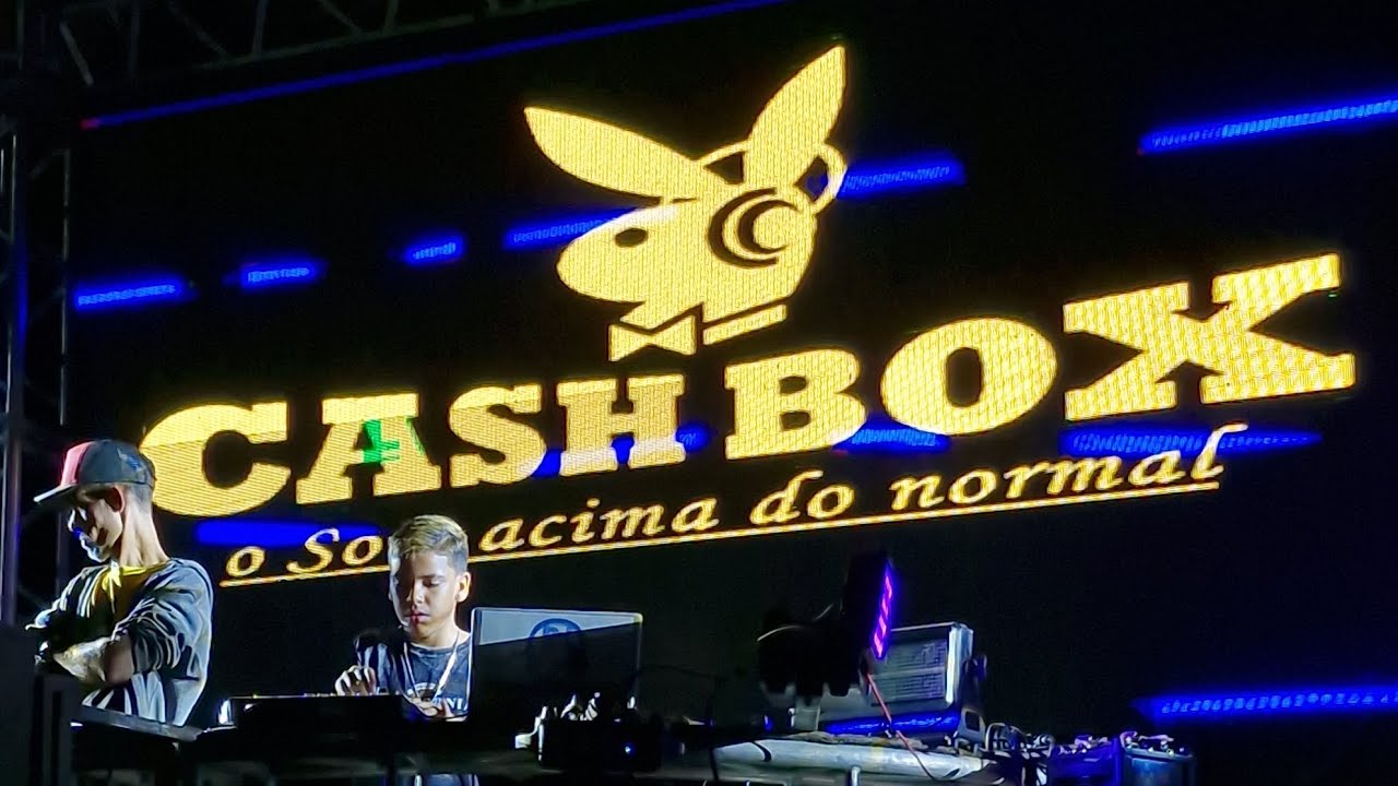 Dj Vitor GTR ao Vivo na Equipe Cash Box #djvitorgtr #montagemaovivo #funk #dj #funkdaantiga
