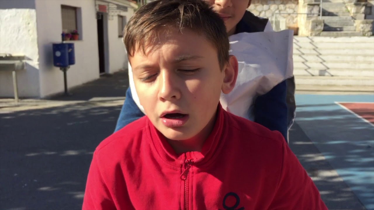 Χαμογέλα στη ζωή βίντεο