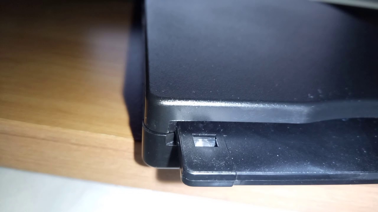 External floppy disk drive not compatible with 720 KB  and it's used, it is not a new product!