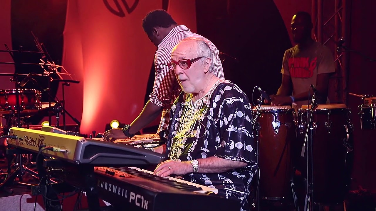 Steve Bedi - Milawoe - Ft. Bob James - Live @ Stanbic Jazz Fest. 2016
