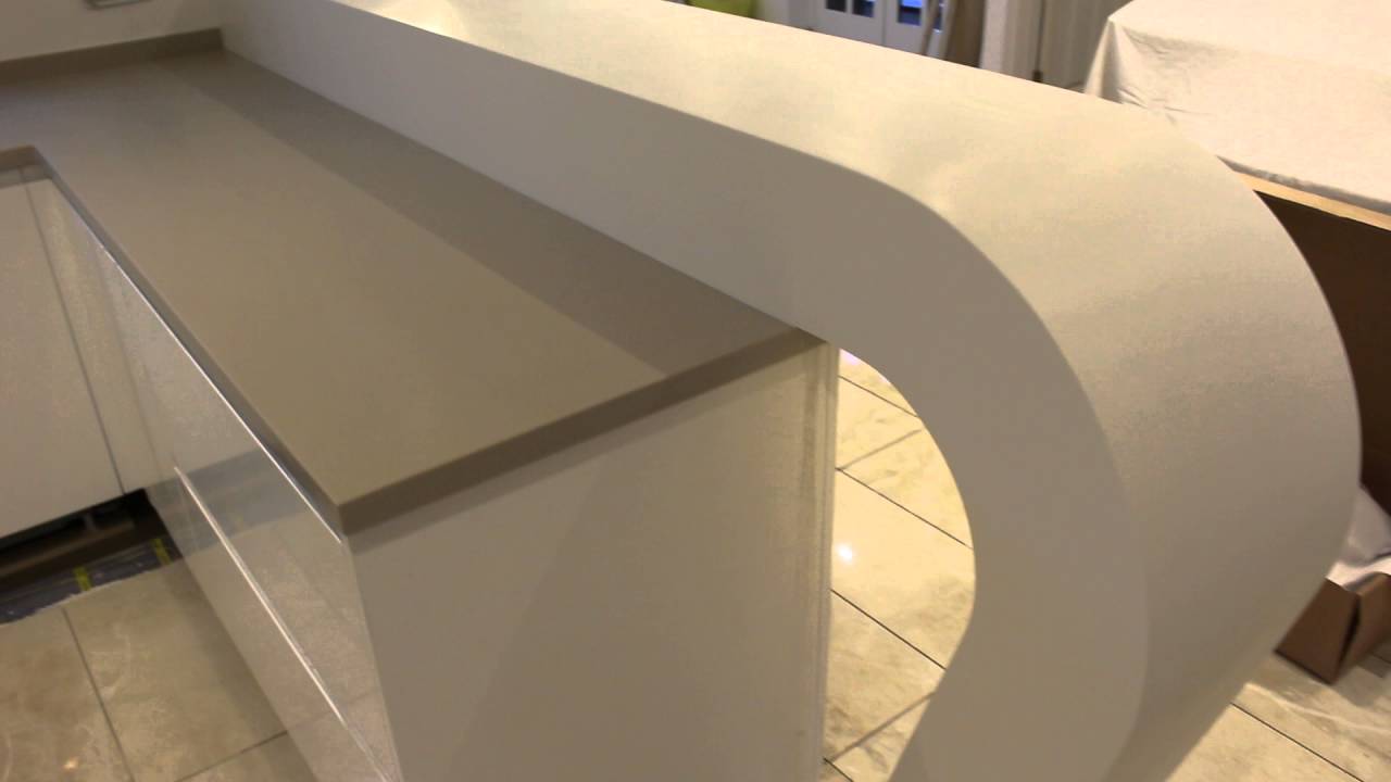 Amazing Corian Curved breakfast bar!