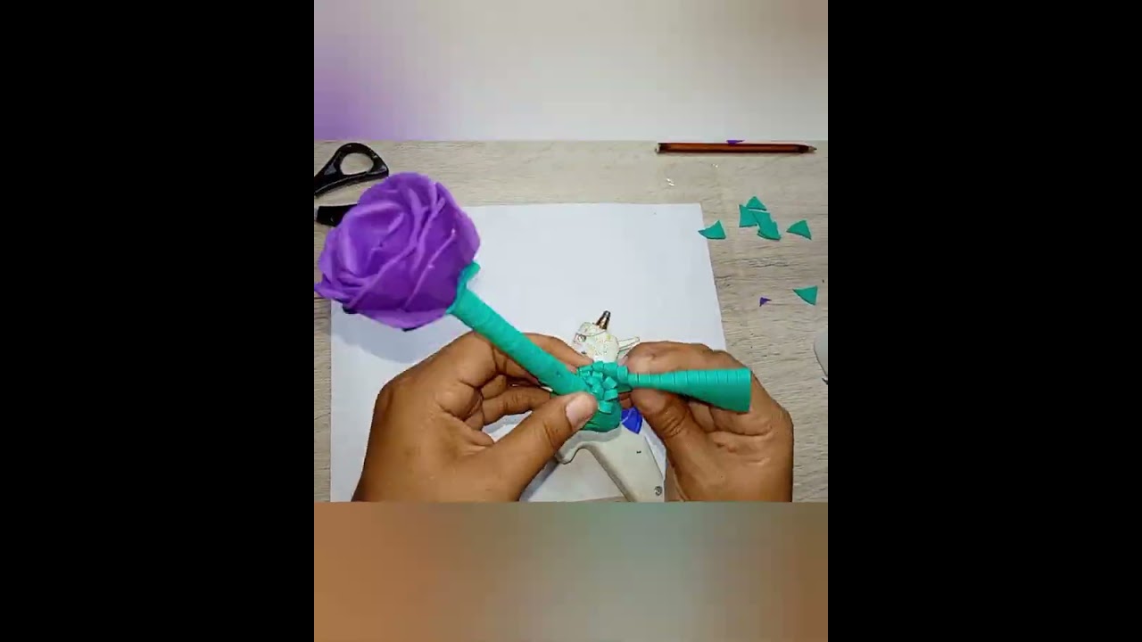 Rosa hecha con fomi