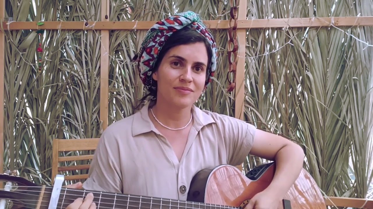 בית שט על נהר | לילי אברבוך