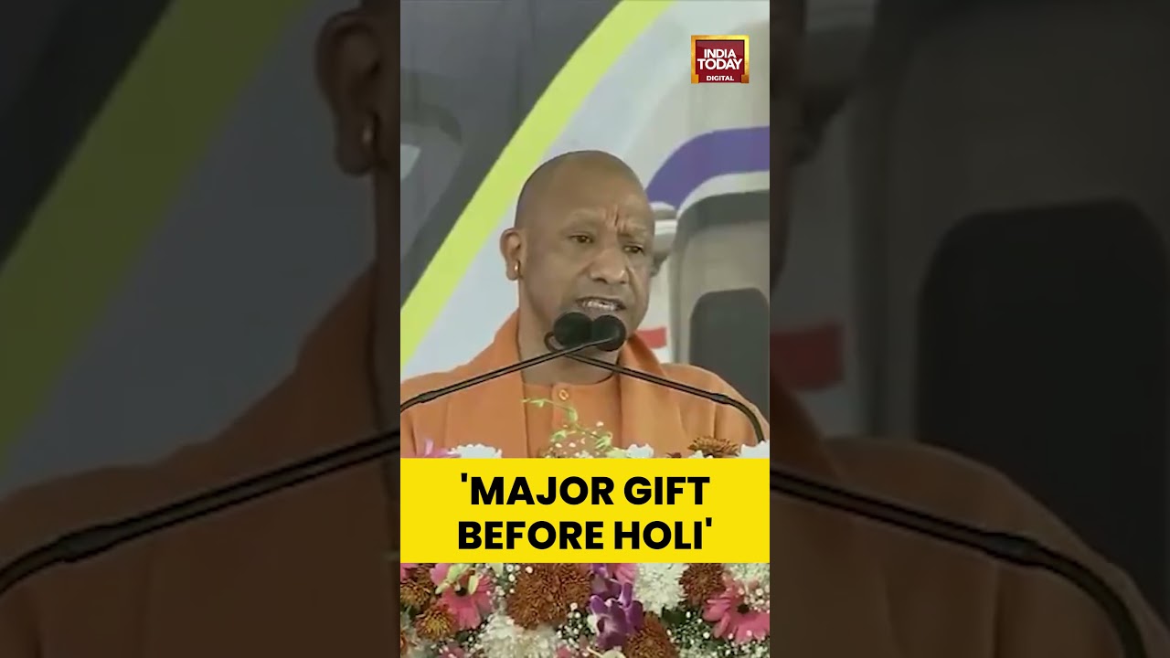 CM Yogi Adityanath Hails PM Modi As Meerut Gets Metro & Namo Bharat Before Holi #cmyogi #pmmodi