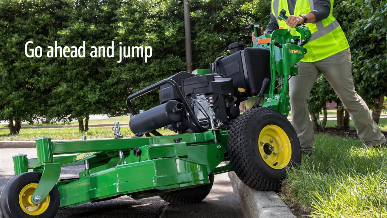 M and R Series Walk-Behind Mowers | John Deere