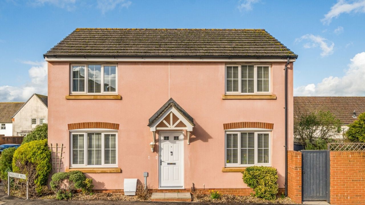 70 Parlour Mead, Cullompton