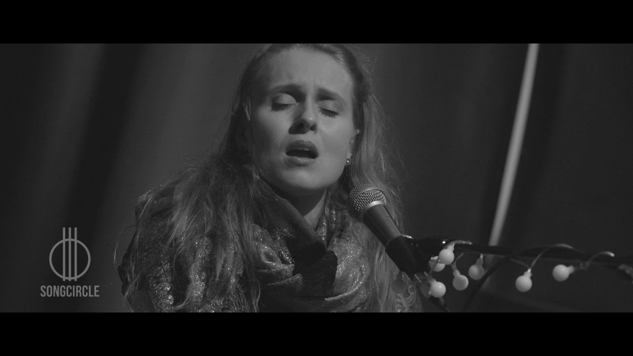 Moira - Strong (live) | Songcircle Berlin