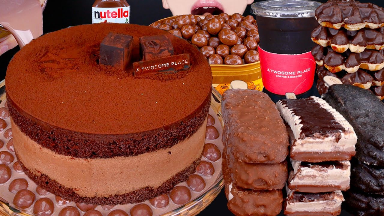 ASMR CHOCOLATE CAKE MALTESERS KITKAT ICE CREAM NUTELLA DESSERT MUKBANG 초콜릿 먹방チョコレート 咀嚼音EATING SOUNDS