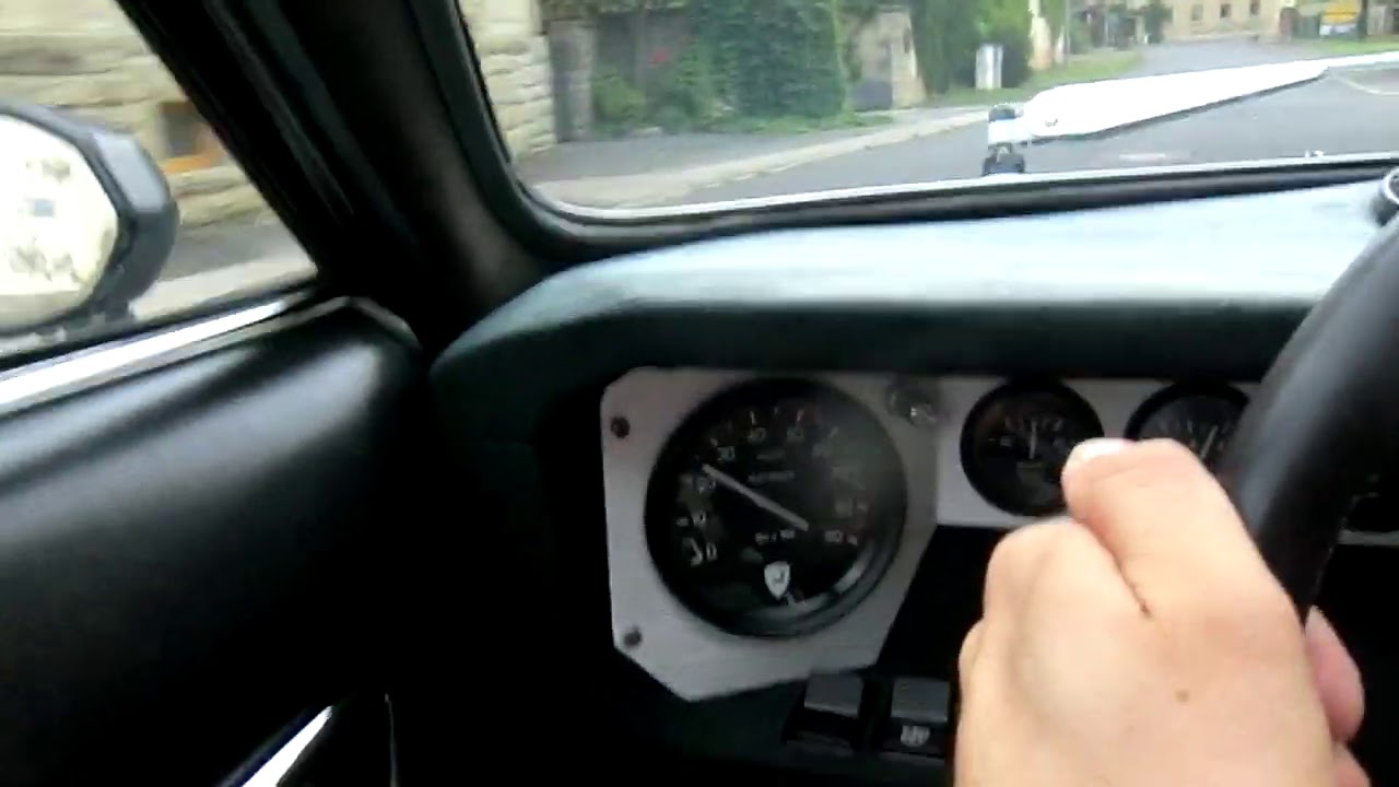 Test drive   Lamborghini Urraco P300 Bertone / Sound
