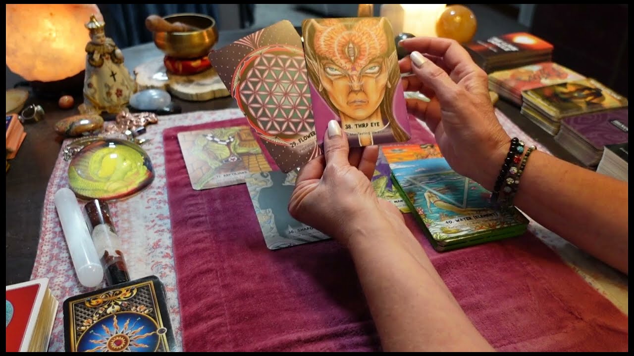 CANCER💥🔮😡Your POWERFUL Intuition Is A HUGE Threat To This Narcissist! They're Afraid Of You!