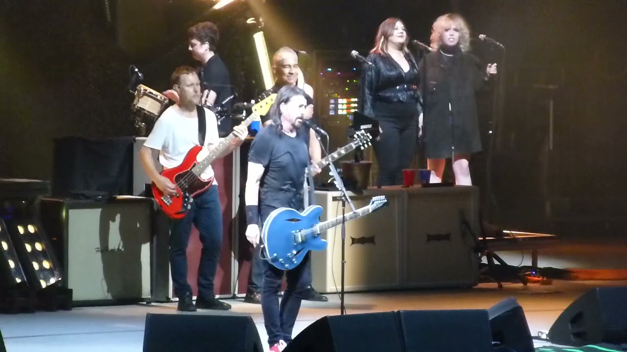 Dave Grohl Discussing Westboro Baptist Church -Kansas City 2021 Foo Fighters
