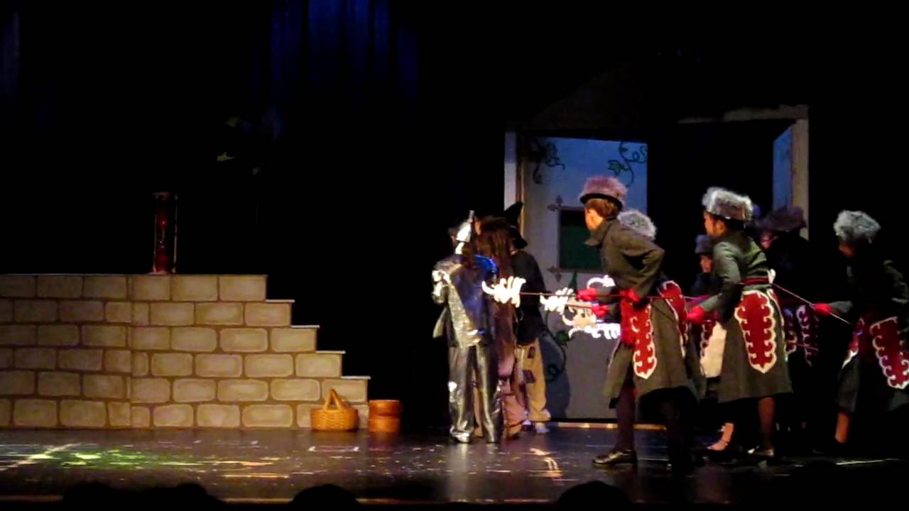 The Wizard of Oz - Wicked Witch melting