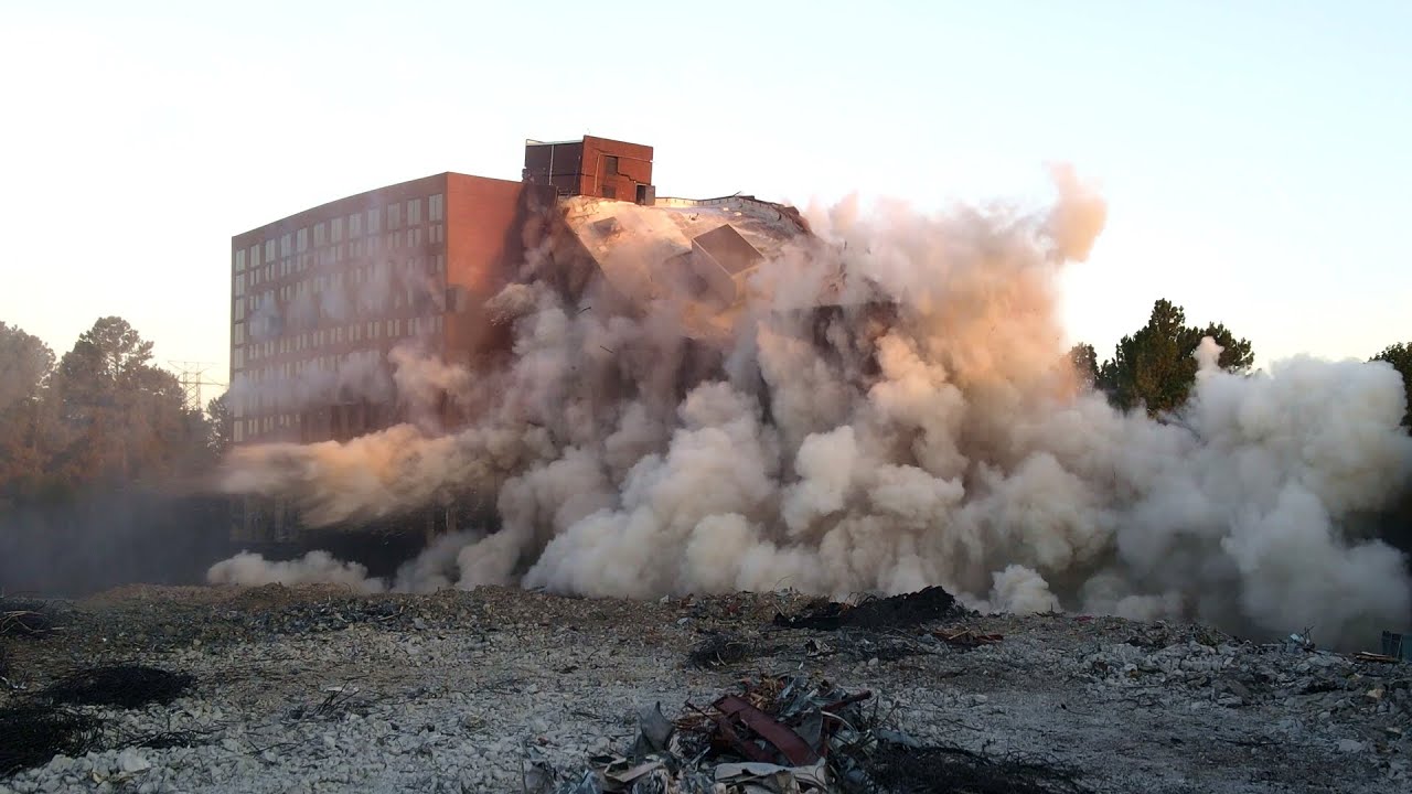 Sheraton Hotel @ Atlanta Hartsfield-Jackson International Airport – Controlled Demolition, Inc.