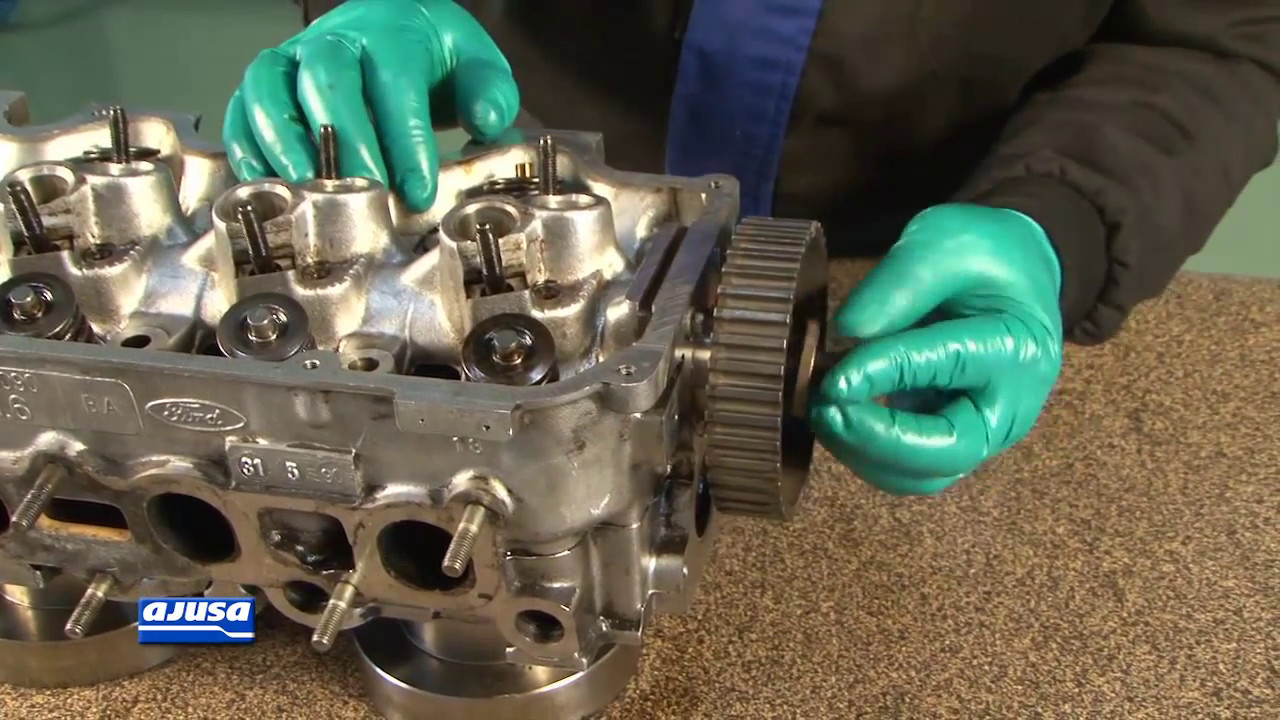 Camshaft and Hydraulic Lifters / Árbol de Levas y Taqués Ford Scort .
