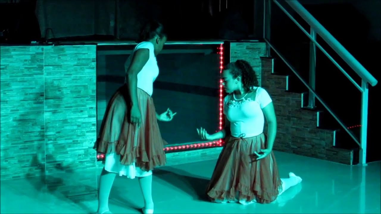 No silêncio (coreografia) Dupla || Ministério Adonai