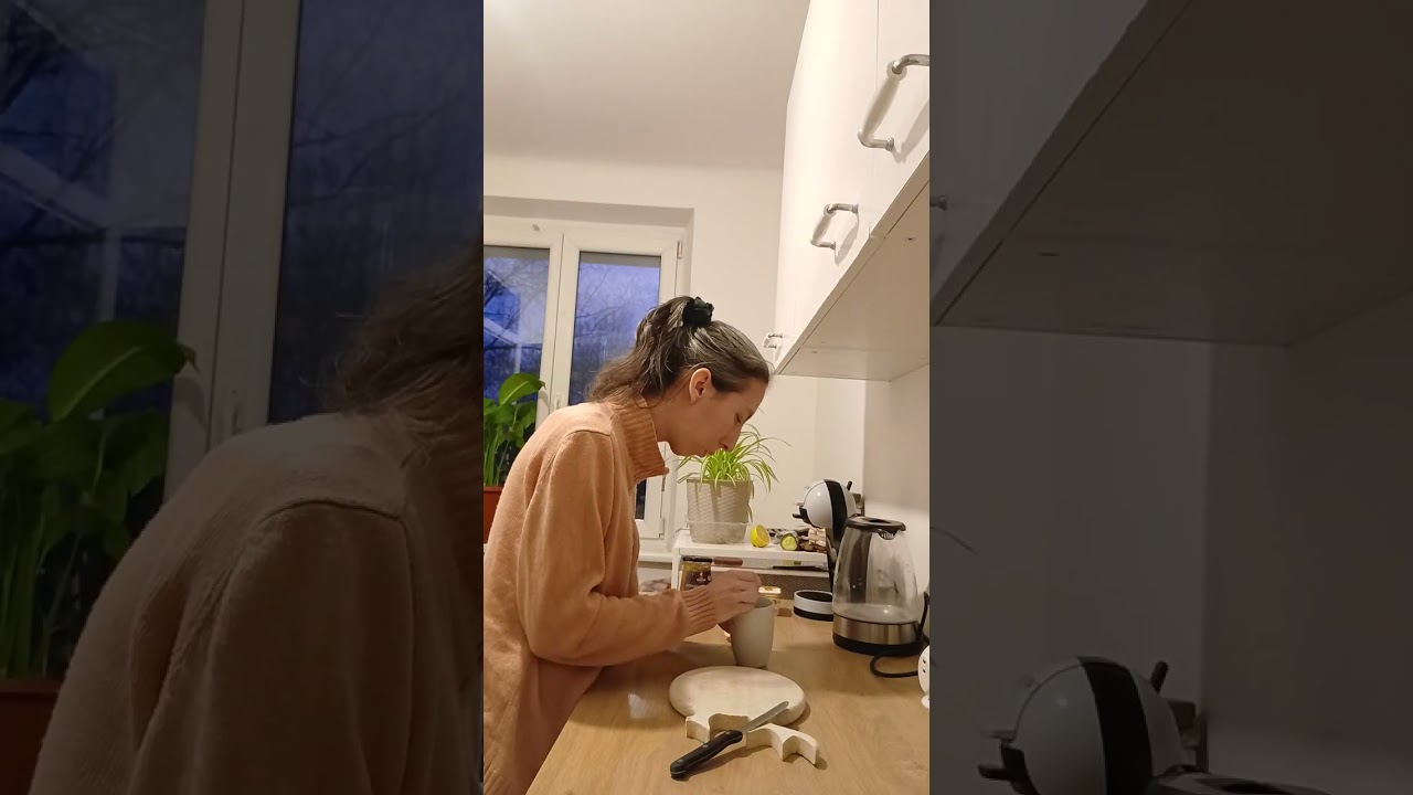 Pozdrav za vas pravim sebi dorucak novi pogledajte video klip Pozdrav za vas 