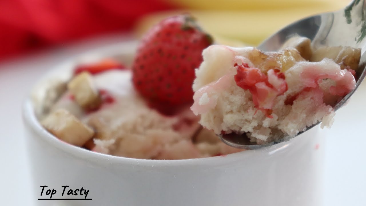 2 MINUTES STRAWBERRY BANANA MUG CAKE RECIPE I How to make homemade mug cake in microwave