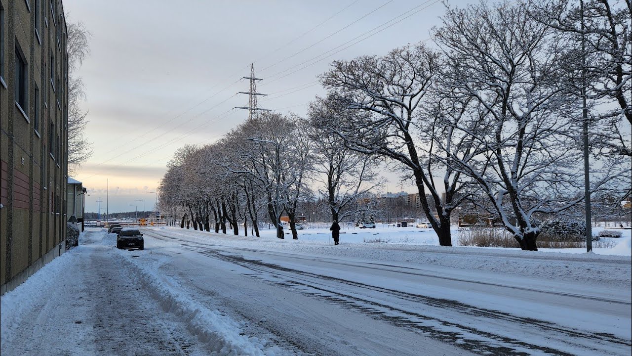 A Quiet Sunday Morning Walk in Vaasa | City Life in Finland
