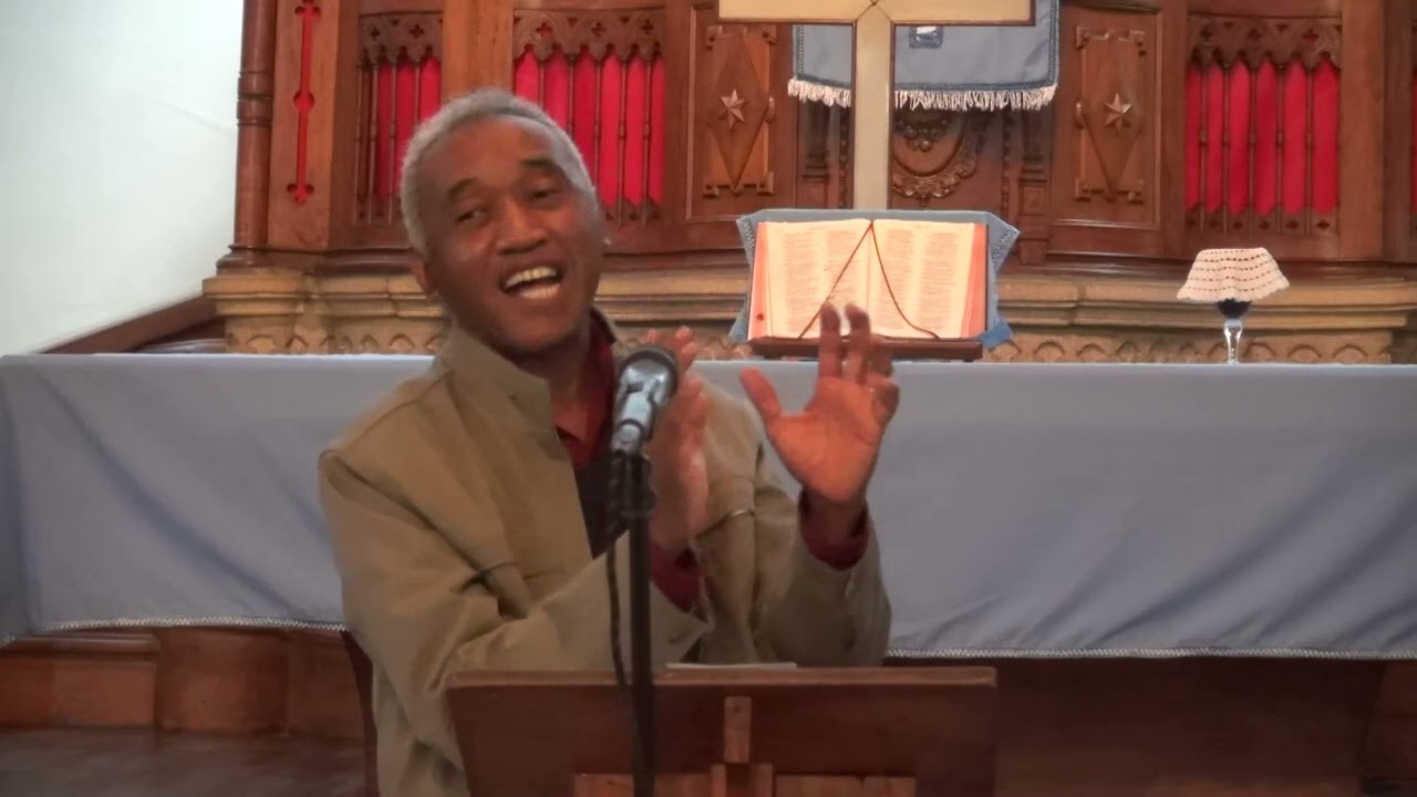 HER FIAN : 6 HO LEHILAHY MATOTRA SY TOMPON'ANDRAIKITRA MAMPIADANA NY VADY AMAN-JANANY ARAKA NY ...