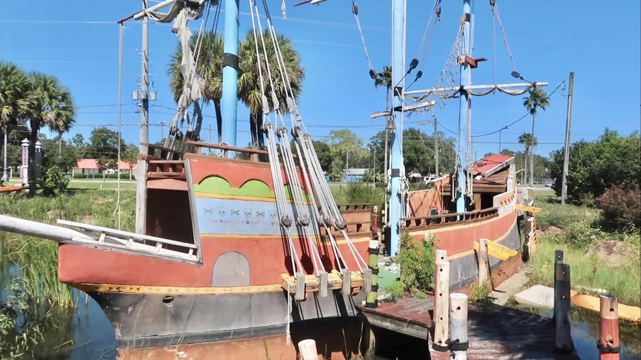 Exploring The Abandoned River Adventure Golf I Used To Work At & Pirates Island On Hwy 192 Kissimmee