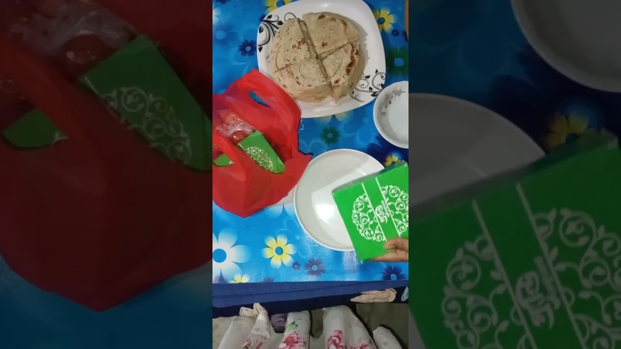 সকালবেলা অনেক গুলো ফল গুছিয়ে নিলাম।