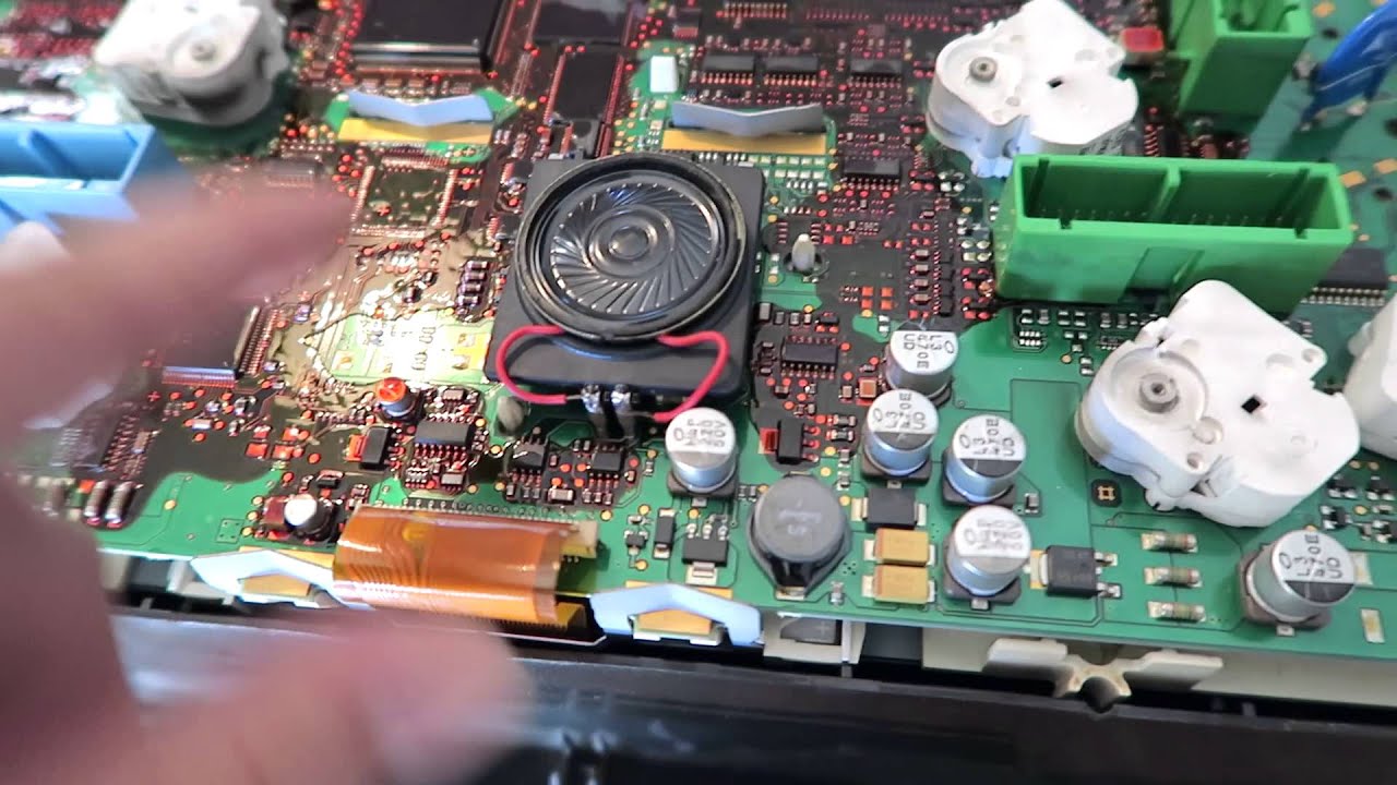 Volvo Truck VNL | Low Air Warning Speaker Repair Fix DIY