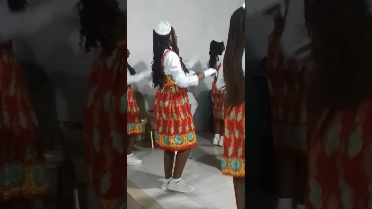 vingti&egrave;me anniversaire de l'&eacute;codie  (mouvement gymnique)