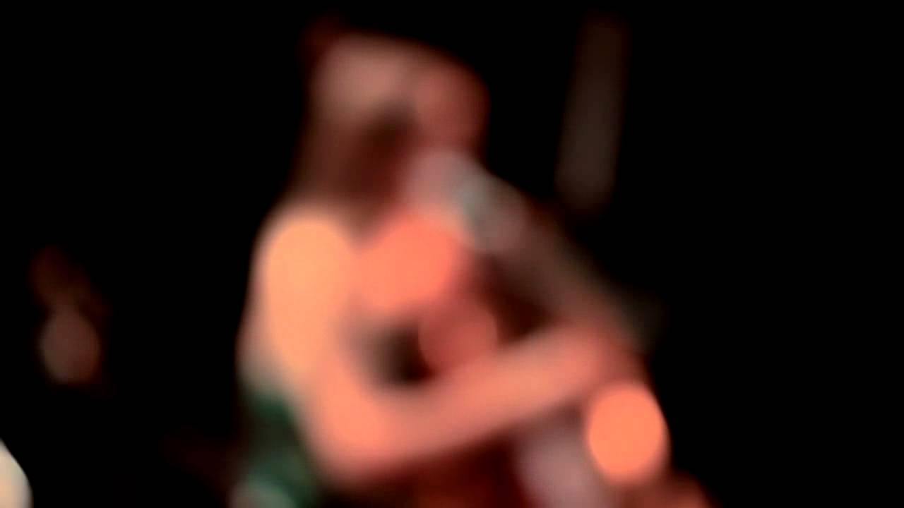 Las Hermanas Caronni - Milonga Campera.mov