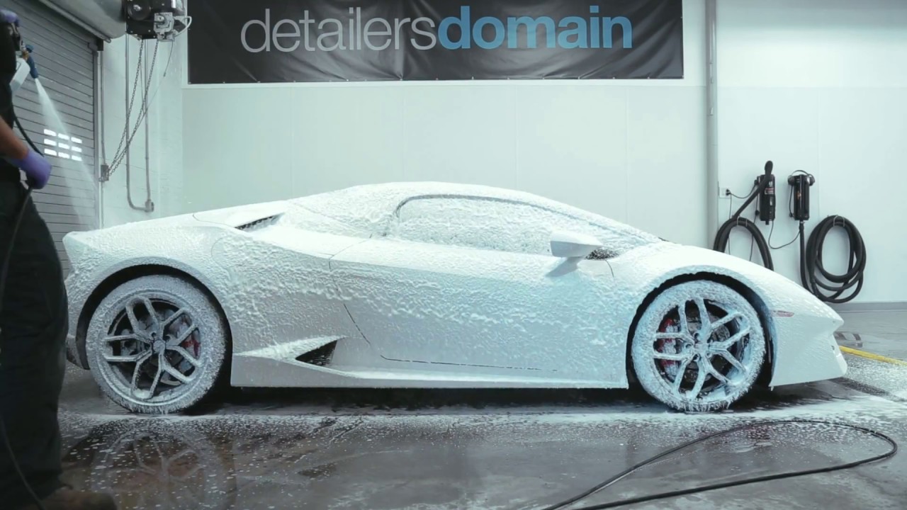 Using Sonax Spray and Seal for maintenance washes on a coated - Lamborghini Huracan