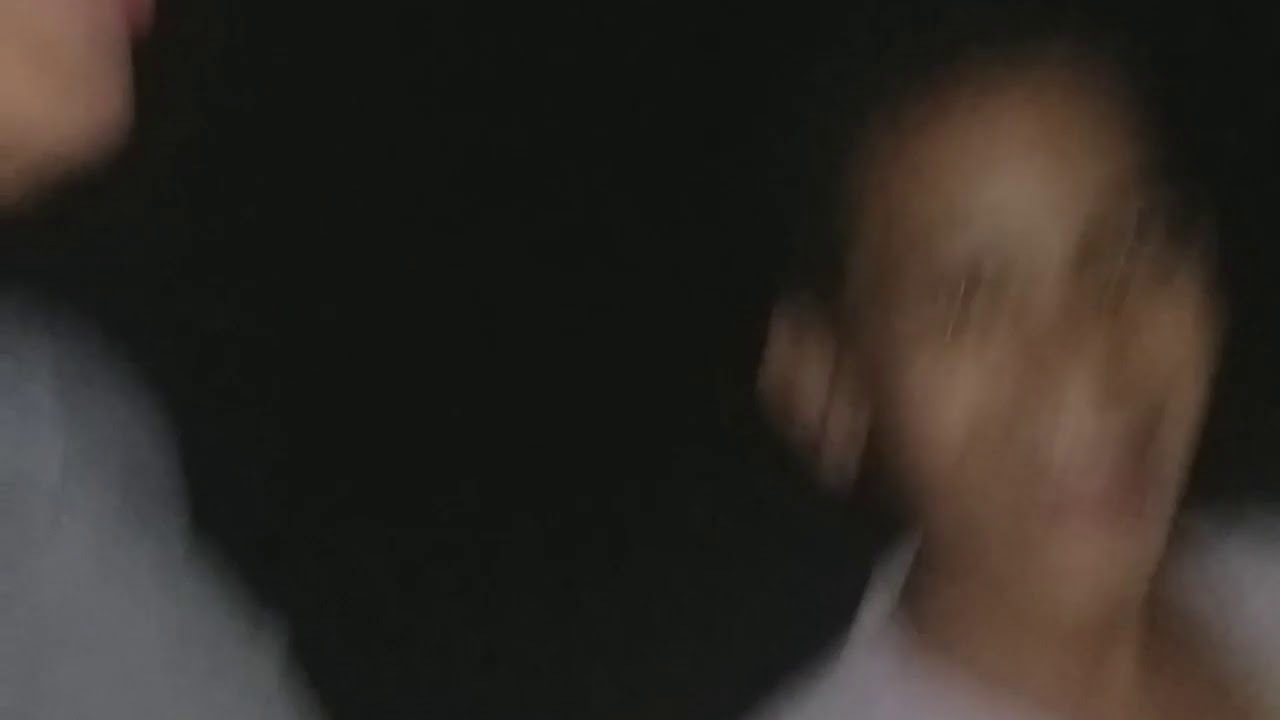 Fomos ao semiterio a noite no dia de finado