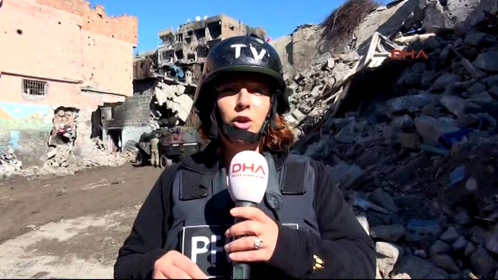 Sur'da operasyon son aşamada, PKK'lılara sık sık 'teslim olun' &ccedil;ağrısı yapılıyor