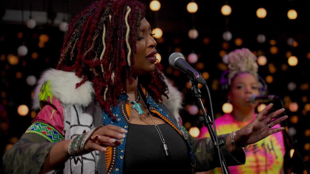 Mumu Fresh - Stardust (Live on KEXP)