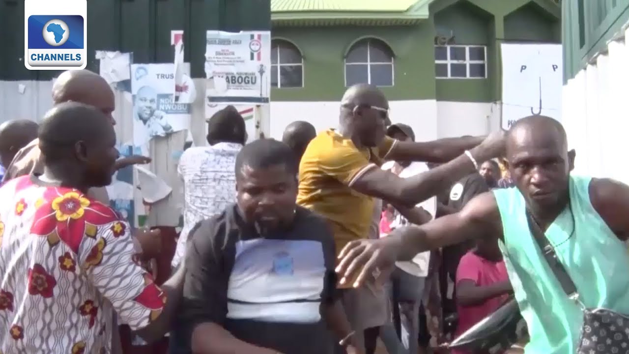 Drama As PDP Members In Anambra Protest Cancellation Of Delegate Congress