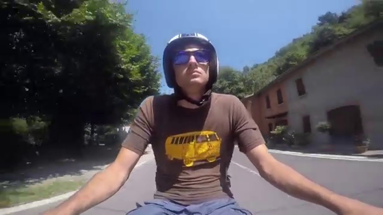 L' Italia in Vespa