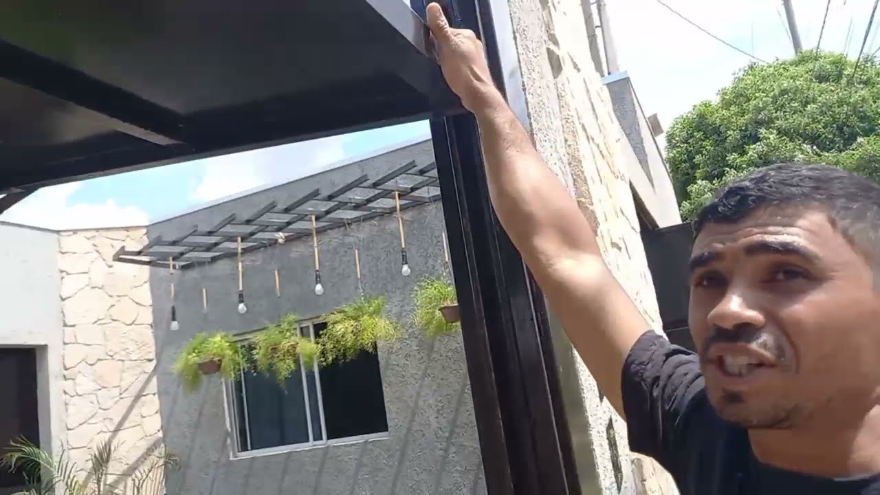 PORTÃO BASCULANTE QUE NÃO INVADE A CALÇADA...🤔EU MESM0 FIZ  SERÁ Q DEU CERTO😅