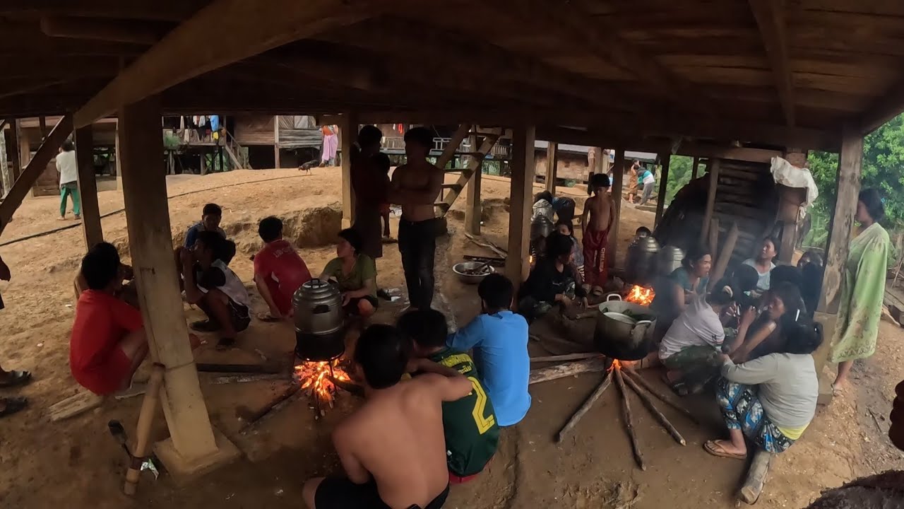 ชนบทลาวใต้‼️เตรียมข้าวปลาอาหาร เพื่อต้อนรับงาน - YUB AVERN 