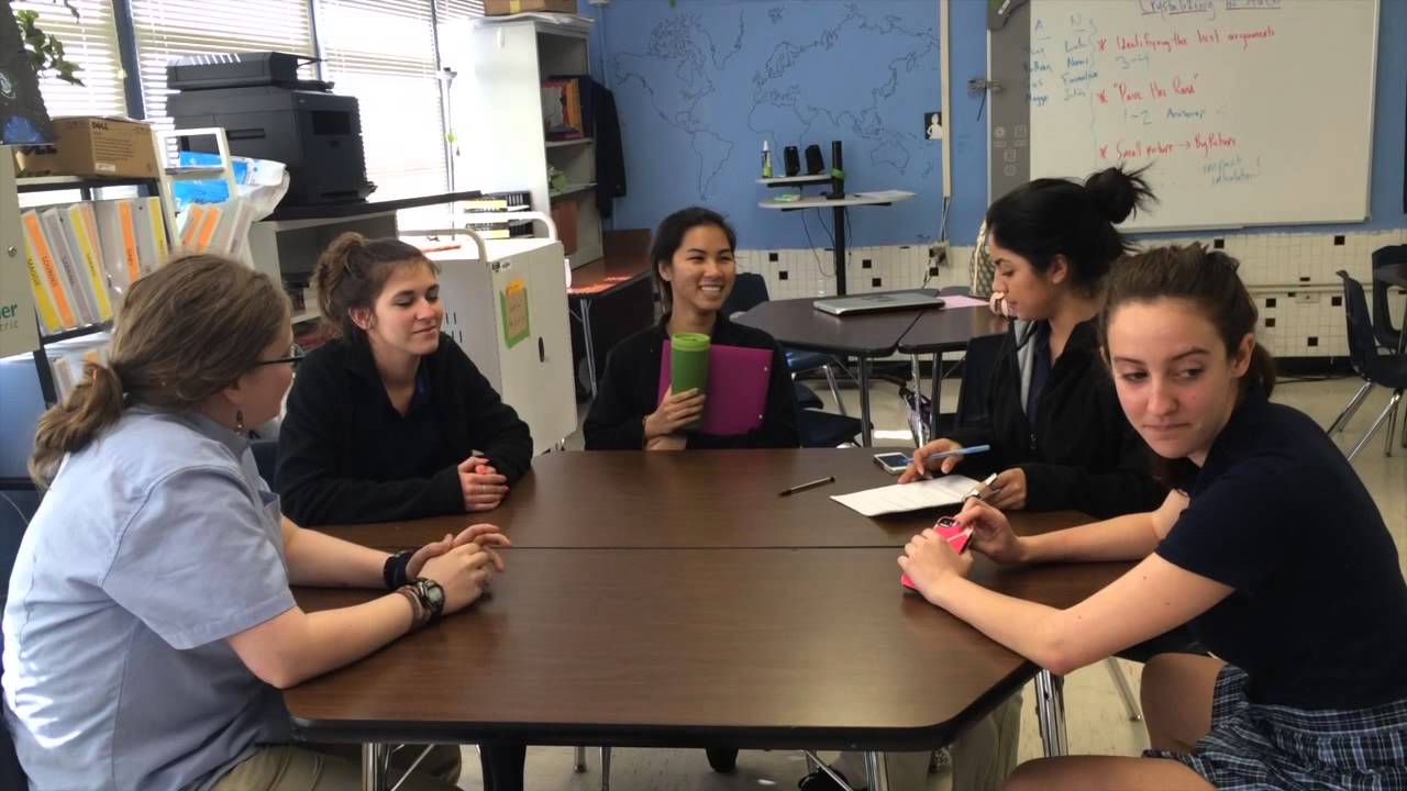 The 17 People You See in All Girls Schools (BuzzFeed Parody)