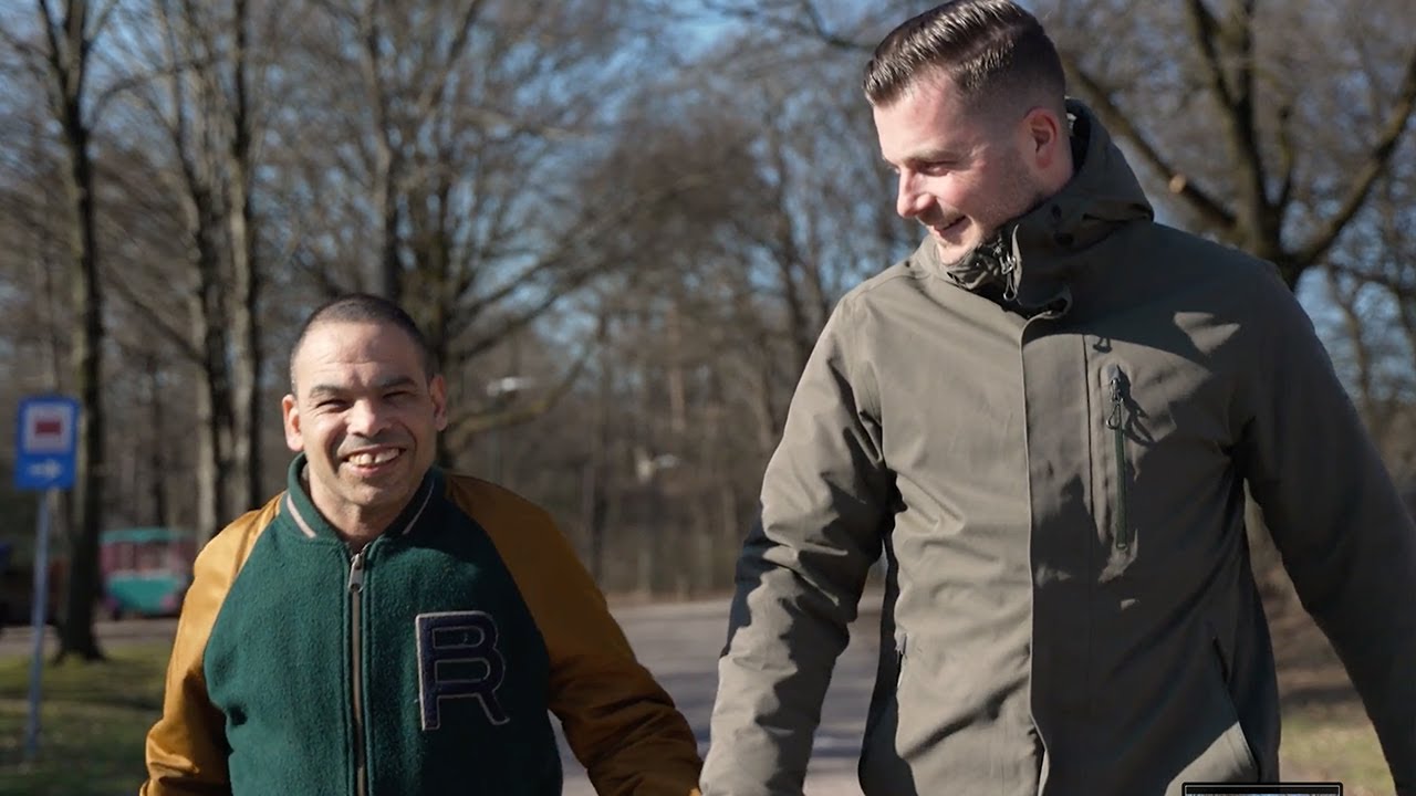 Waarom werken in de gehandicaptenzorg? | Joost