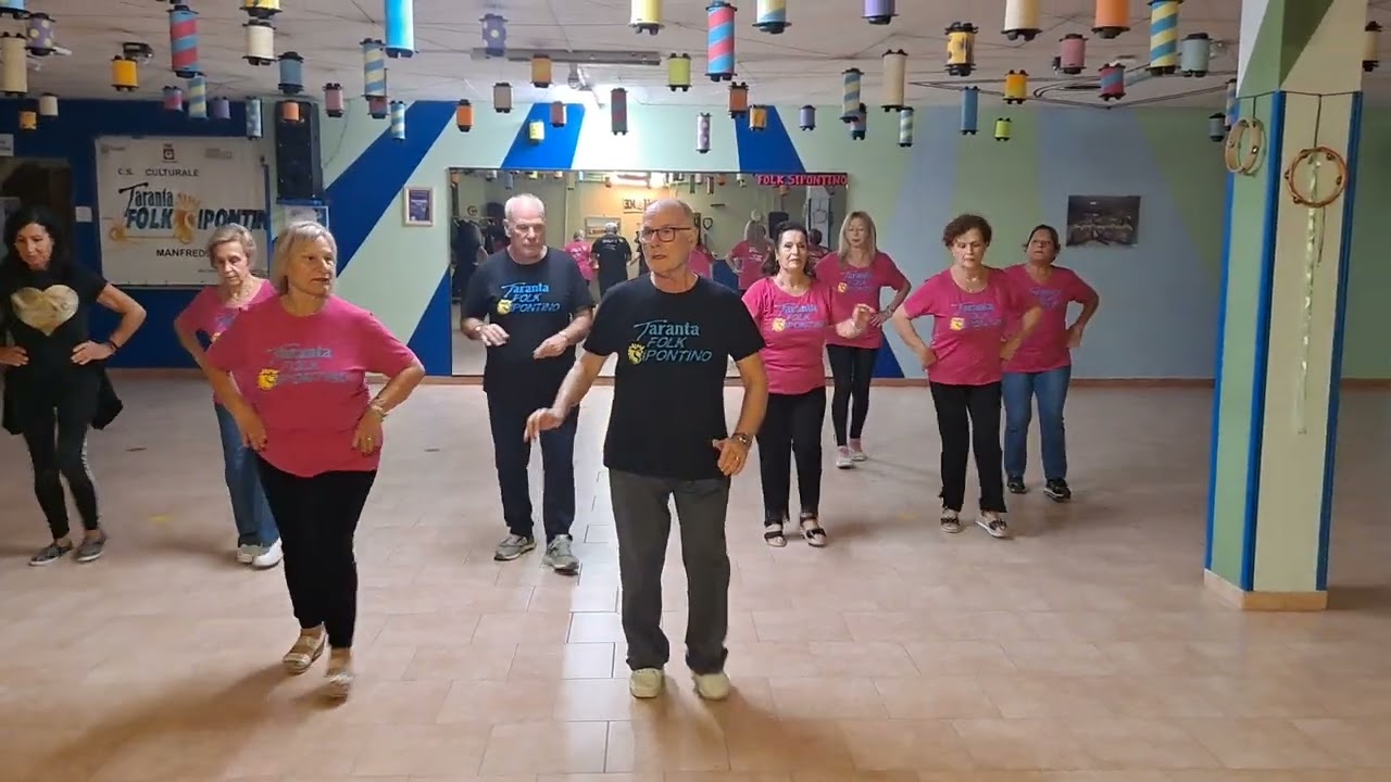 U vinu di Cirò coreografia by Tommaso Pellegrino , musica 🎶 di cece barretta