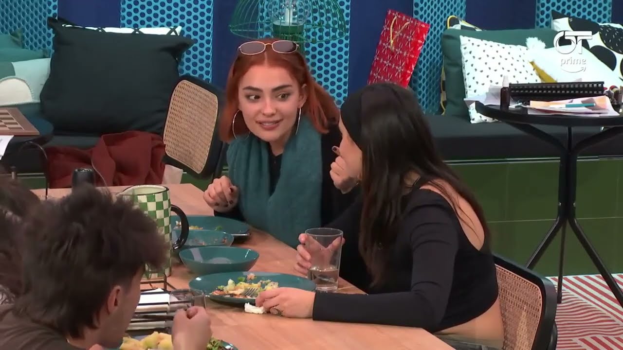 cena de la carreta de menorca y rato en el sofa - chiara y violeta