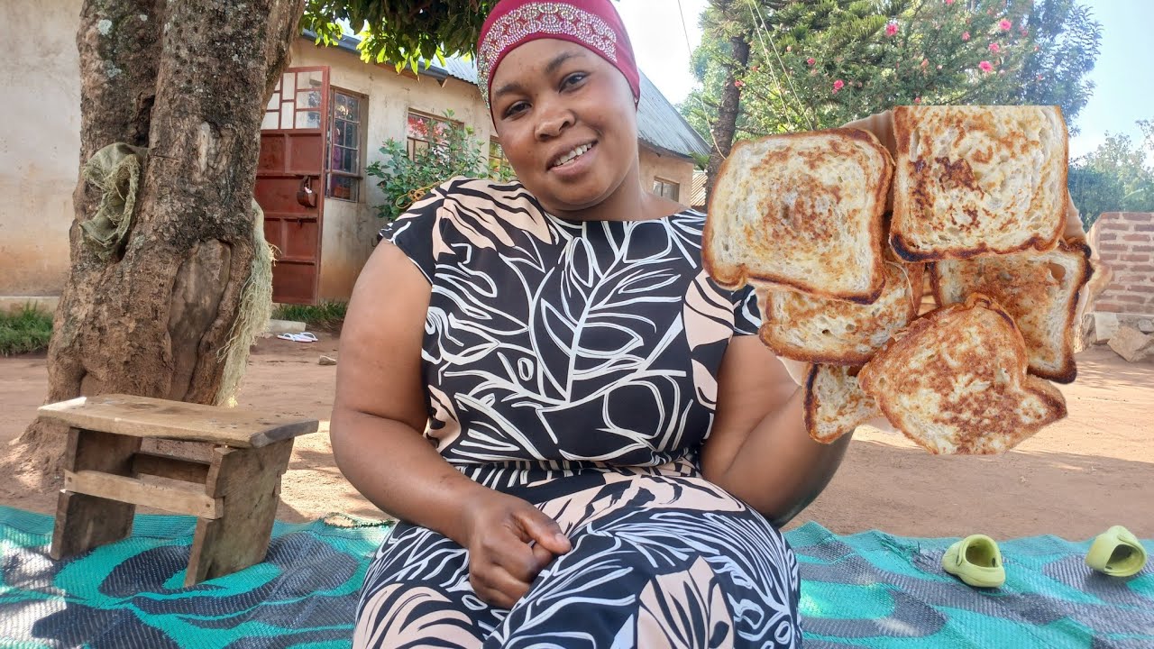 Traditional Village Cooking: Quick and Easy Bread Egg Fry 🥚 😋 